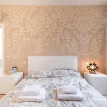 Appartement Guesthost - Teatro Regio Exclusive